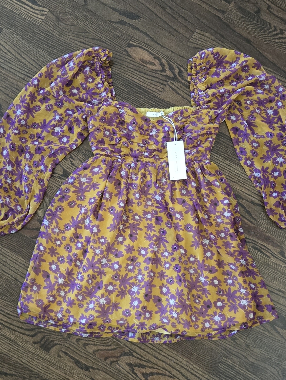 lush floral smocked mini dress nwt | size s | puff sleeve